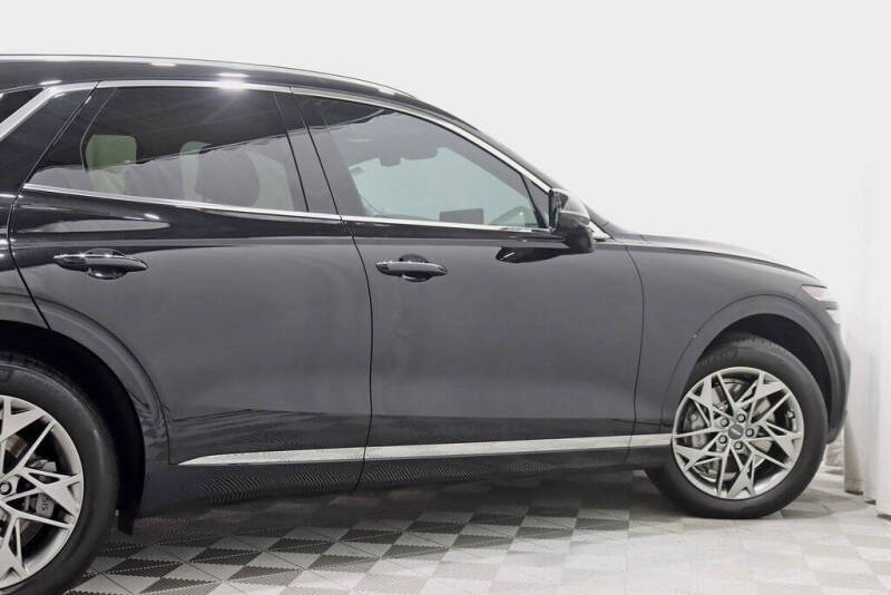 2024 Genesis GV70 2.5T Standard