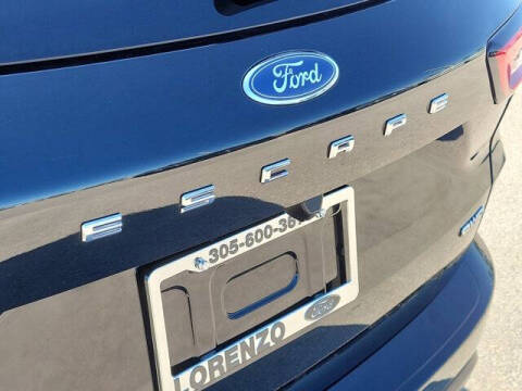 2023 Ford Escape ST-Line Select