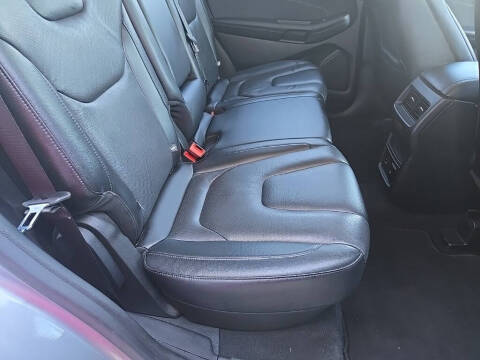 2022 Ford Edge Titanium