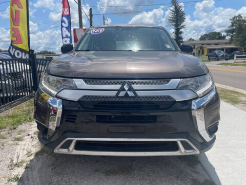 2019 Mitsubishi Outlander ES