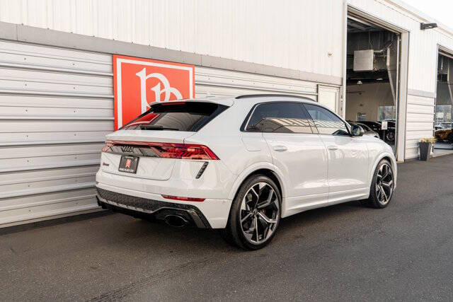 2023 Audi RS Q8 22