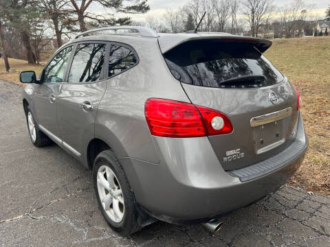 2011 Nissan Rogue SV