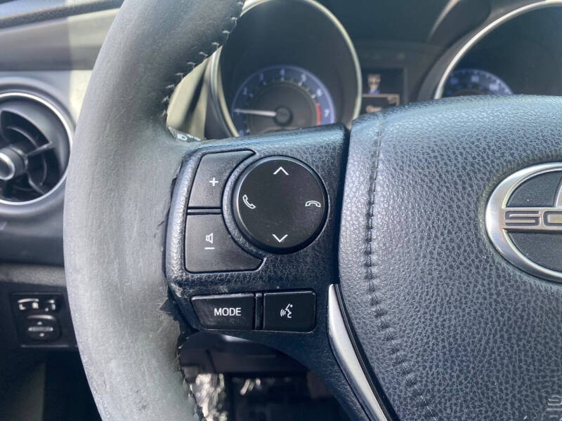 2016 Scion iM