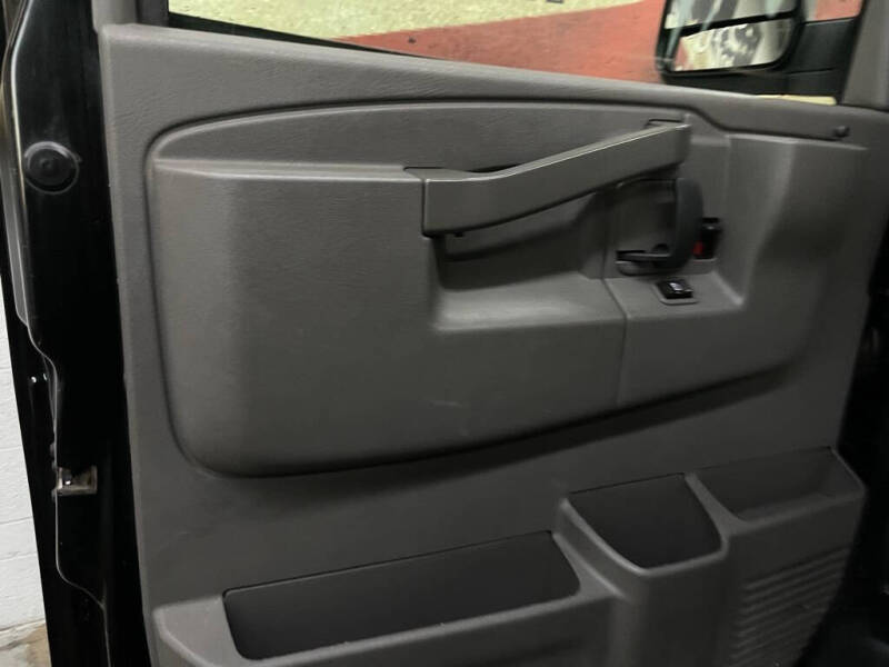 2019 Chevrolet Express LS 3500