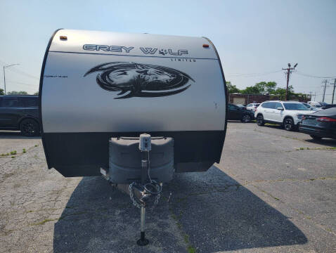 2022 Forest River Grey Wolf