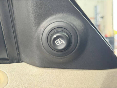 2012 Ford Mustang V6