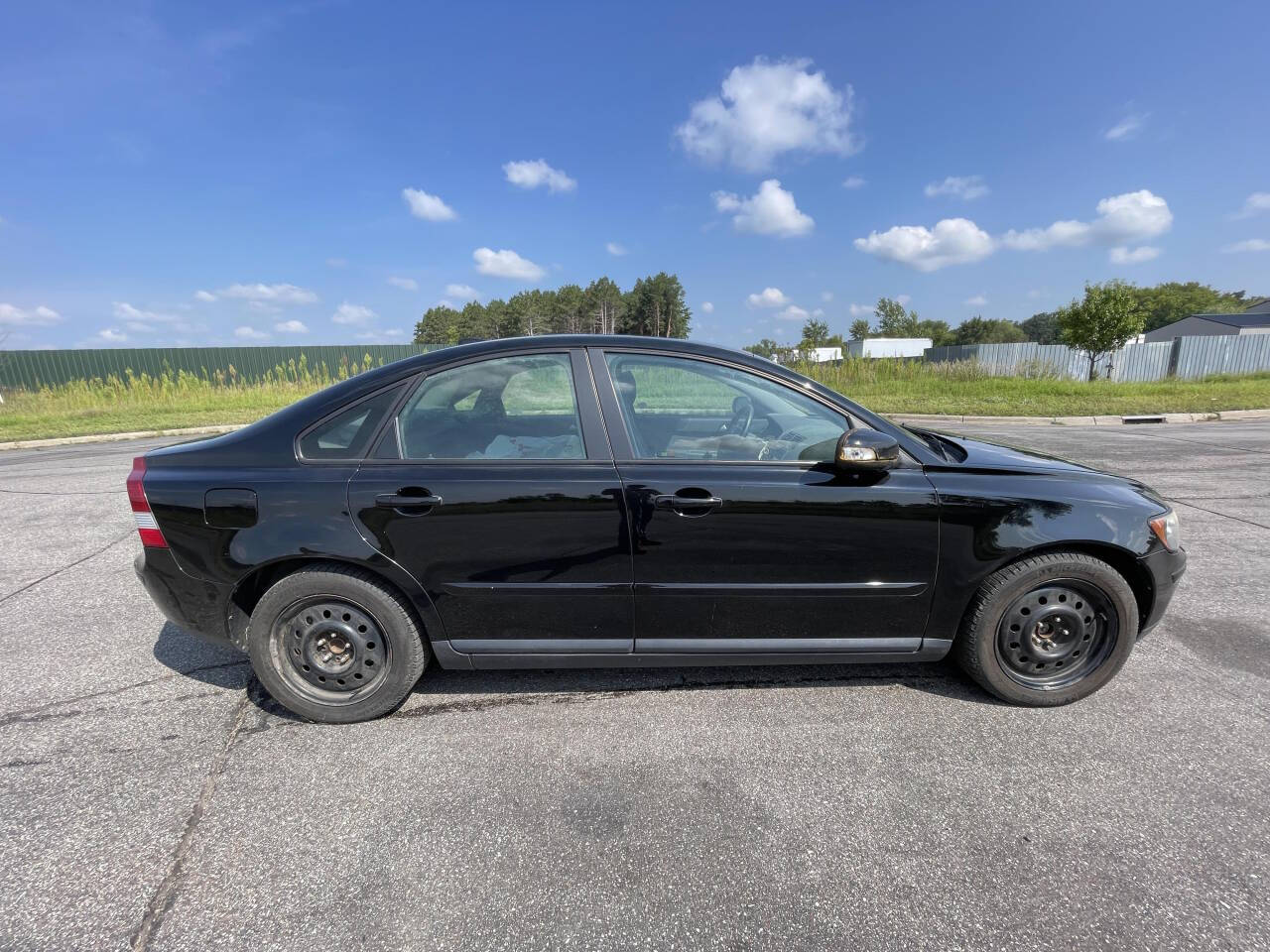 2007 Volvo S40 for sale at Twin Cities Auctions in Elk River, MN