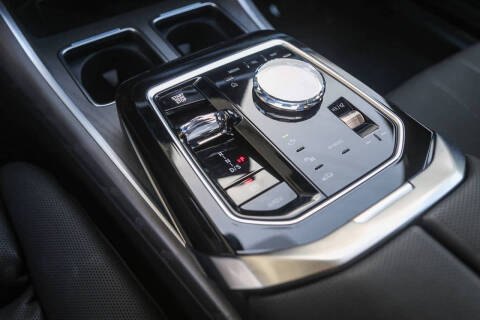 2025 BMW 7 Series 750e xDrive