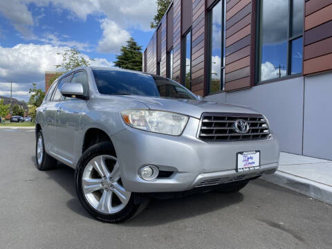 2008 Toyota Highlander for sale at DAILY DEALS AUTO SALES in Seattle WA