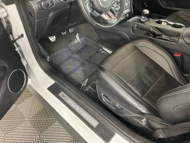 2017 Ford Mustang GT Premium