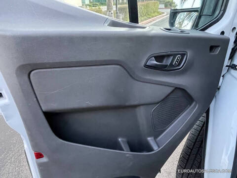 2022 Ford Transit 250