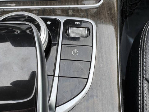 2015 Mercedes-Benz C-Class C 300