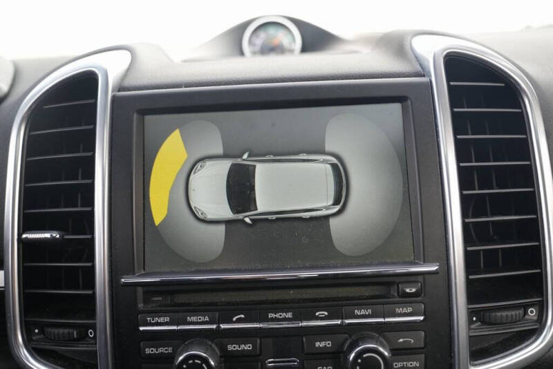 2012 Porsche Cayenne