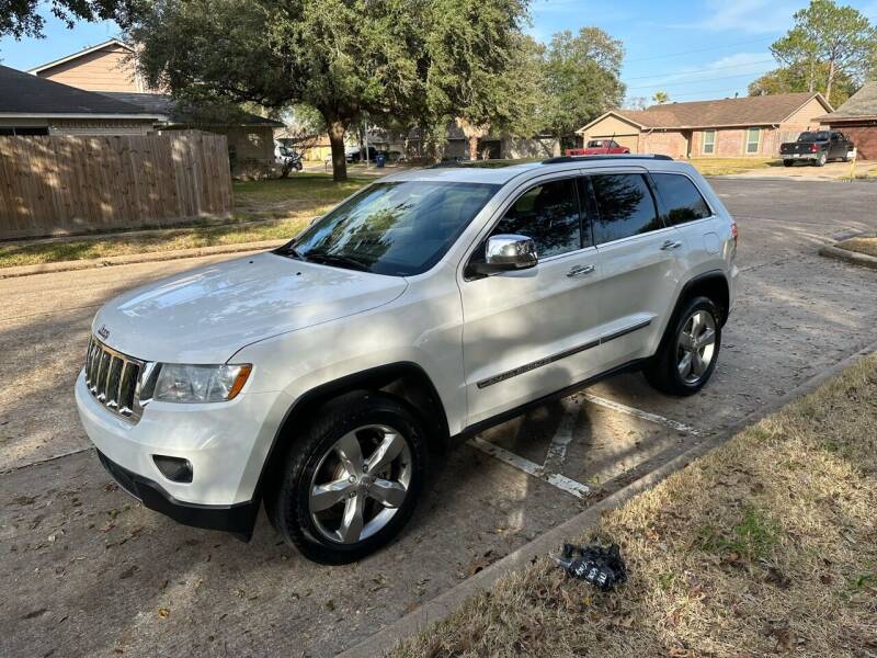 2013 Jeep Grand Cherokee for sale at Demetry Automotive in Houston TX