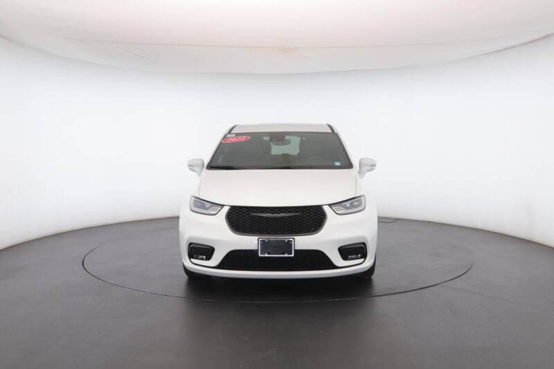 2022 Chrysler Pacifica Hybrid Touring L