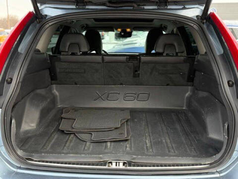 2017 Volvo XC60 T6 Dynamic