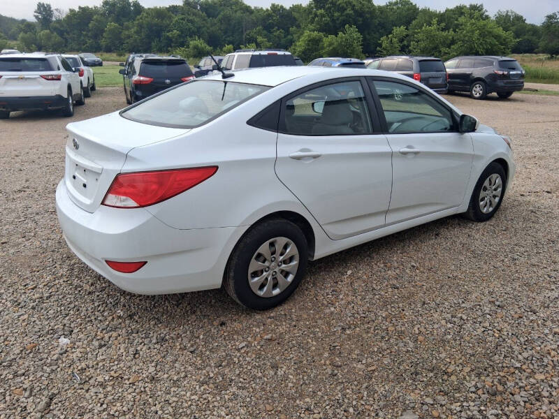 2017 Hyundai Accent SE