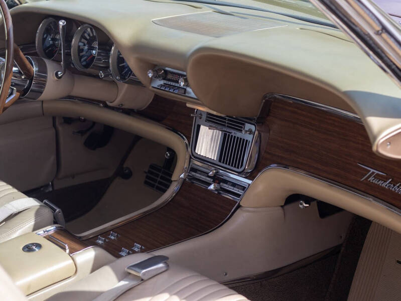 1963 Ford Thunderbird