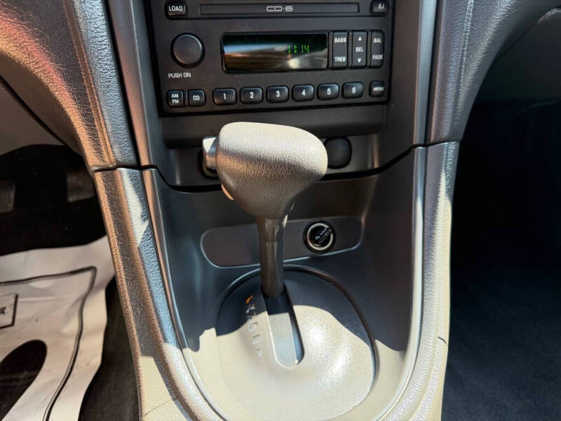 2002 Ford Mustang