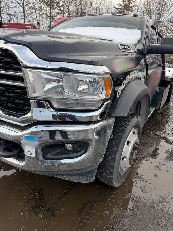 2022 RAM 5500 SLT