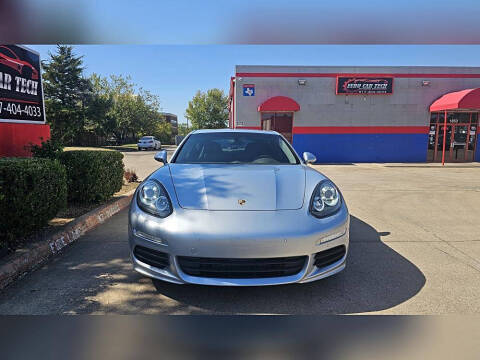 2016 Porsche Panamera