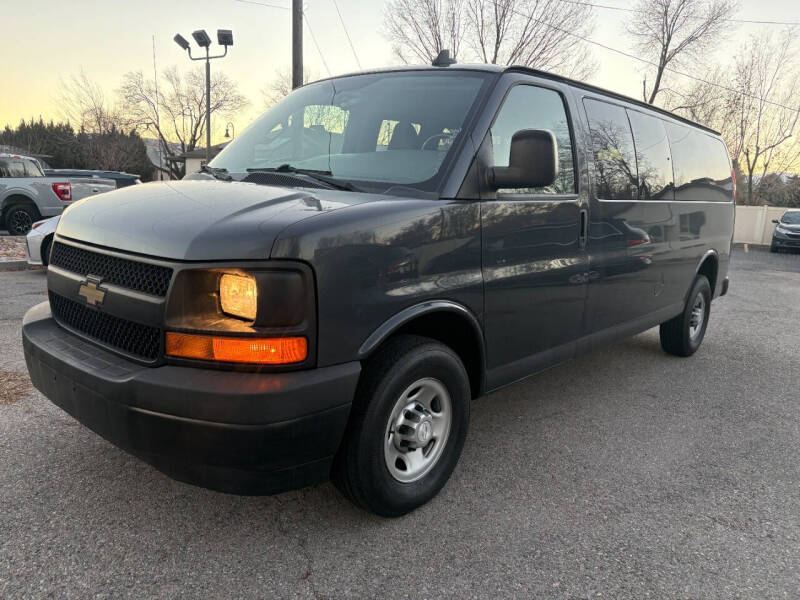2017 Chevrolet Express LS 3500