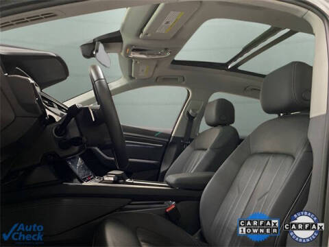 2023 Audi e-tron quattro Premium Plus