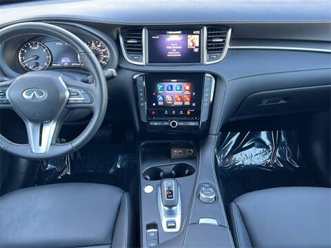 2025 Infiniti QX50 Pure