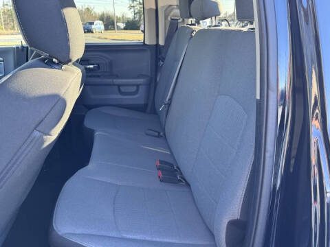 2024 RAM 1500 Classic SLT