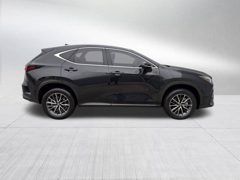 2025 Lexus NX 350h Premium