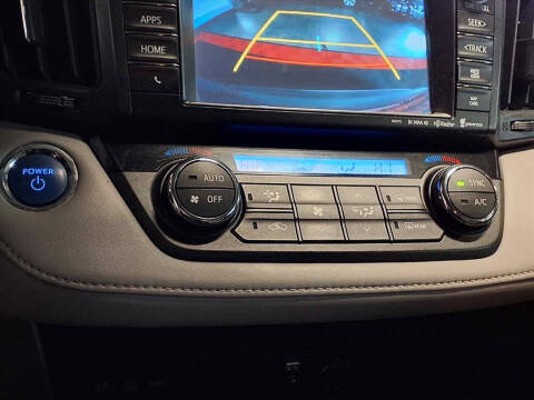 2017 Toyota RAV4 Hybrid XLE