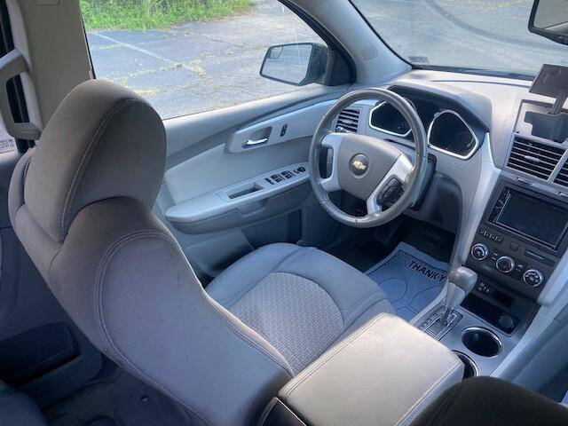 2011 Chevrolet Traverse LT
