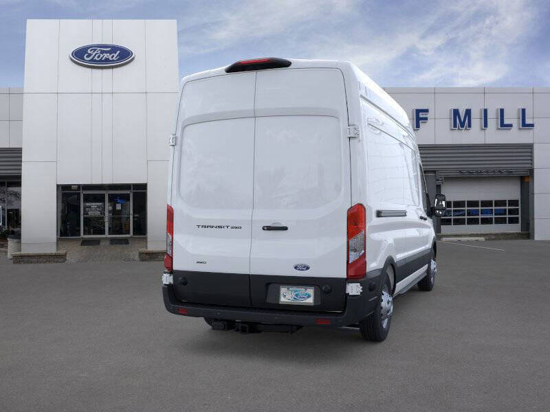 2026 Ford Transit 250