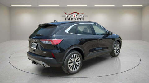 2020 Ford Escape Titanium