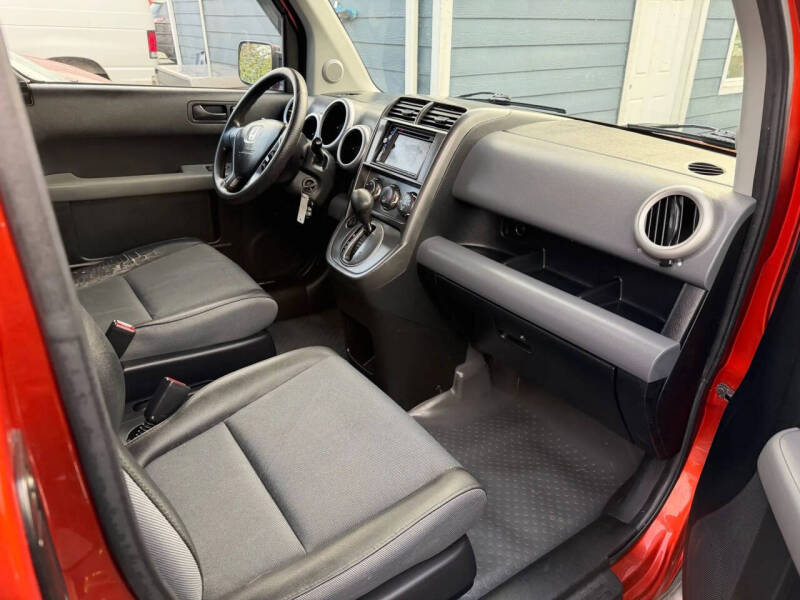 2005 Honda Element LX