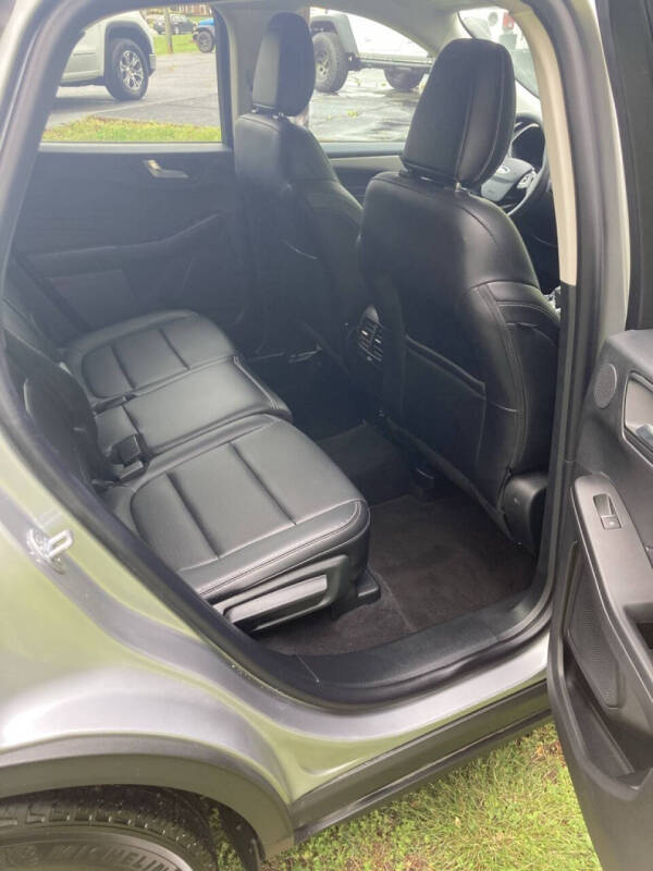 2021 Ford Escape SEL