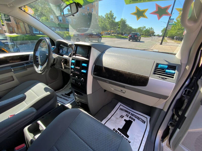 2010 Dodge Grand Caravan Crew