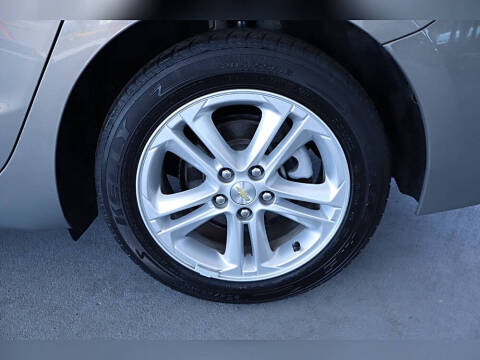 2018 Chevrolet Cruze LT Auto