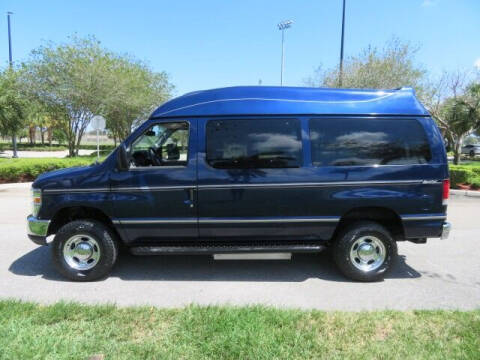 2011 Ford E-Series E-350 SD XLT