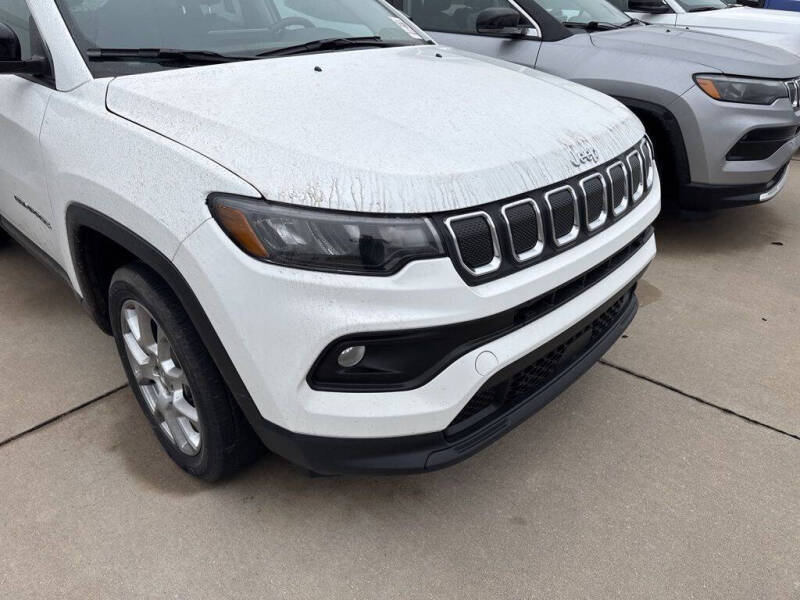 2022 Jeep Compass Latitude Lux