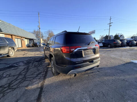 2017 GMC Acadia SLE-2