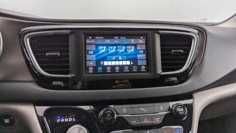 2019 Chrysler Pacifica Touring L