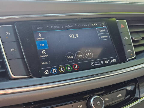 2023 Buick Enclave Essence