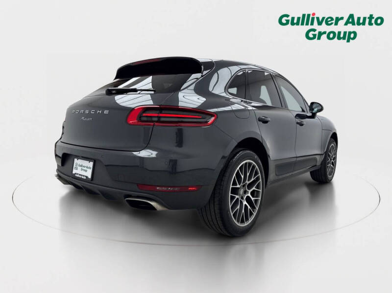 2018 Porsche Macan