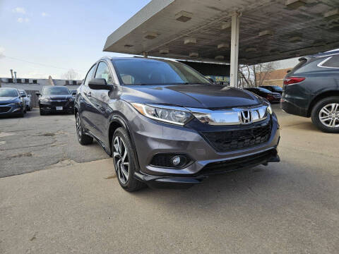 2019 Honda HR-V for sale at Divine Auto Sales LLC in Omaha NE