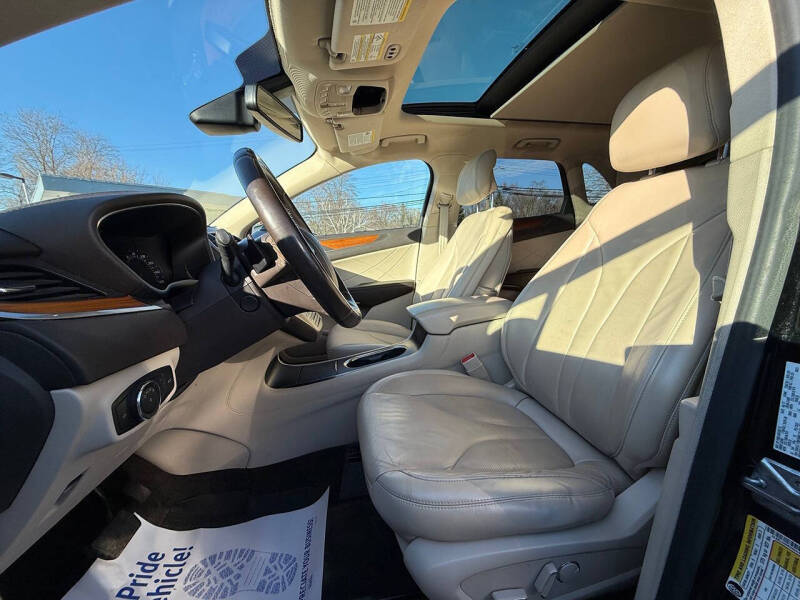 2017 Lincoln MKC Select