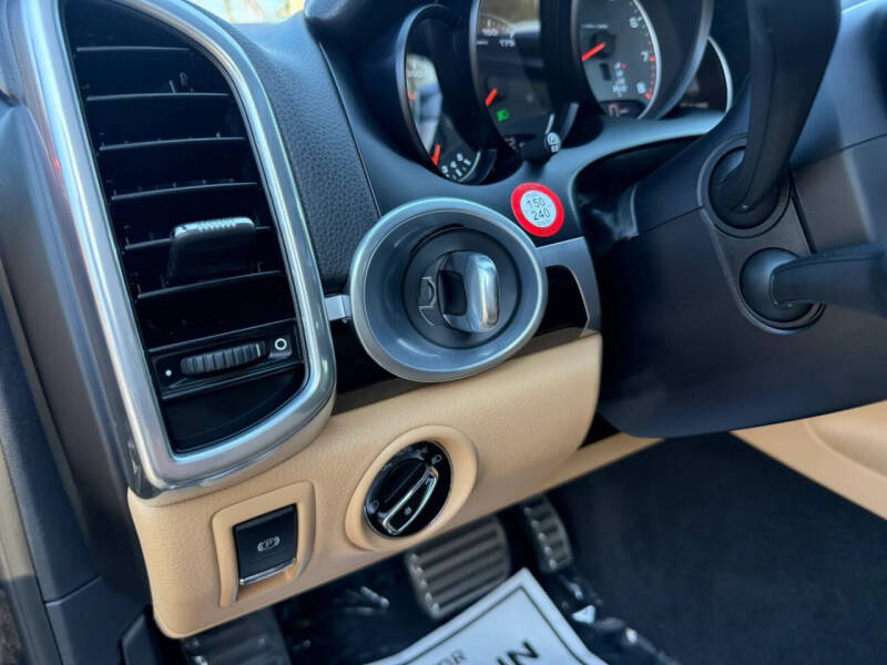 2018 Porsche Cayenne S