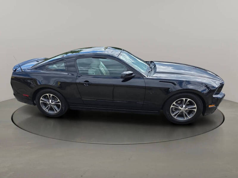 2014 Ford Mustang V6 Premium