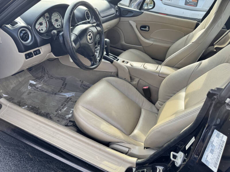 2005 Mazda MX-5 Miata LS