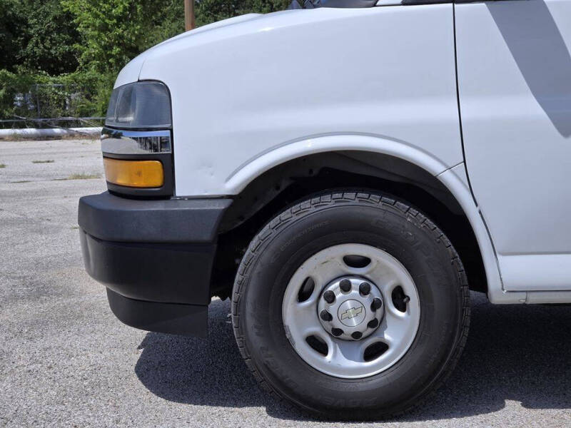2021 Chevrolet Express 2500